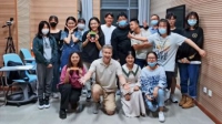 图满志与创业俱乐部的同学一起合影_副本_副本.jpg