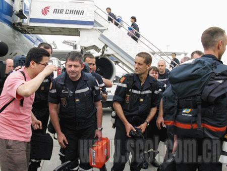 L'équipe médicale française est arrivée, dimanche 25 mai à 11h30 à l'aéroport de Chengdu, capitale de la province du Sichuan.  