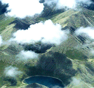 Les températures enregistrées au Tibet ont continuellement augmenté pendant les 48 dernières années et à un rythme plus rapide que la moyenne nationale chinoise, a indiqué lundi Du Jun, membre du Bureau météorologique de la Région autonome.