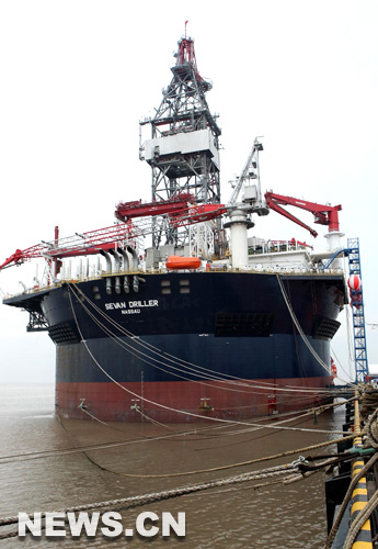 La Sevan Driller, première plate-forme de stockage de pétrole brut et de forage en mer profonde en forme de cylindre construite par les chantiers navals de Nantong appartenant à la China Ocean Shipping (Group) Company, a été lancée dimanche de la ville de Nantong, province du Jiangsu.