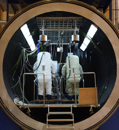 Les six astronautes sélectionnés pour la troisième mission spatiale habitée chinoise finissent actuellement leur dernier entraînement avant le lancement du vaisseau Shenzhou-7 programmé entre le 25 et le 30 septembre, selon une responsable de la mission.